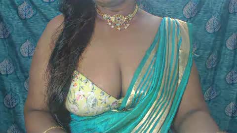 Snapshot of sophia_indian chatting on 01.29.25 Sophia Tamil online show from 01.29.25