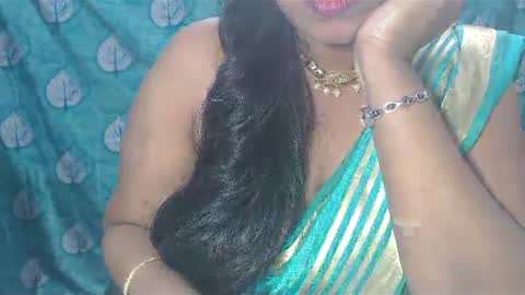 Snapshot of sophia_indian chatting on 01.29.25 Sophia Tamil online show from 01.29.25