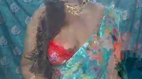 Snapshot of sophia_indian chatting on 02.10.25 Sophia Tamil online show from 02.10.25