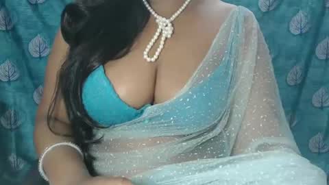Snapshot of sophia_indian chatting on 02.16.25 Sophia Tamil online show from 02.16.25