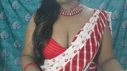 Snapshot of sophia_indian chatting on 02.26.25 Sophia Tamil online show from 02.26.25