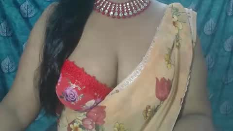 Snapshot of sophia_indian chatting on 09.18.25 Sophia Tamil online show from 09.18.25