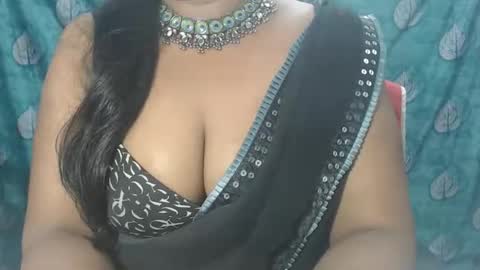 Snapshot of sophia_indian chatting on 09.20.25 Sophia Tamil online show from 09.20.25