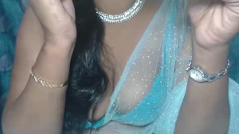 Snapshot of sophia_indian chatting on 10.22.25 Sophia Tamil online show from 10.22.25