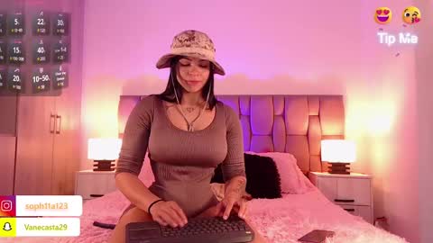 Sophia Carson online show from 03.06.25