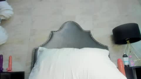 Sophia  online show from 06.24.26