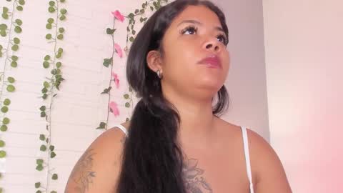 Snapshot of sophia_stonne chatting on 12.26.24 S O P H I A online show from 12.26.24
