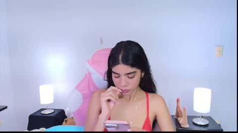 Sophia Storm online show from 11.20.25