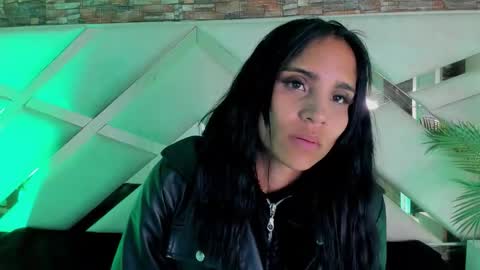 Sophia Paris online show from 12.20.25