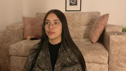 sophiacolemann online show from 04.11.26