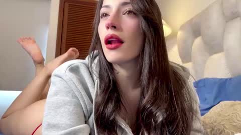 sophiarommie online show from 03.15.26