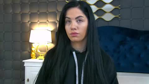 sophie__hill online show from 01.09.26