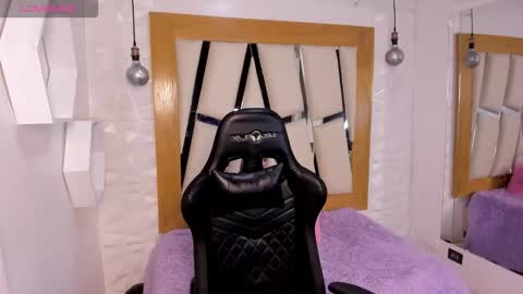 Sophie  online show from 11.20.25