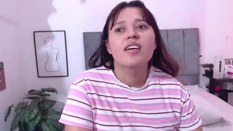 Sophie  Alis online show from 10.22.25