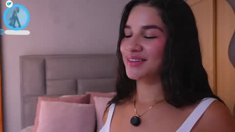Snapshot of sophie_belton chatting on 06.02.26 sofia online show from 06.02.26