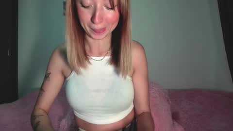 Snapshot of sophie_collins13 chatting on 01.27.25 Sophie online show from 01.27.25