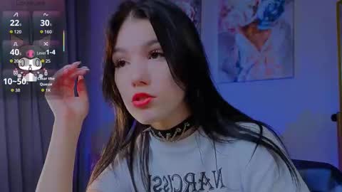 Snapshot of sophie_nomenal_ chatting on 11.12.25 sophie_nomenal_ online show from 11.12.25