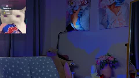 Snapshot of sophie_nomenal_ chatting on 11.25.25 sophie_nomenal_ online show from 11.25.25