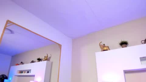 Snapshot of sophie_russell_ chatting on 11.27.25 sophie russell online show from 11.27.25