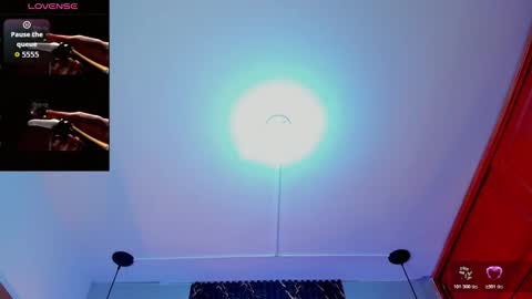 Snapshot of sophie_sweet8 chatting on 12.23.25 Sophie Sweet online show from 12.23.25