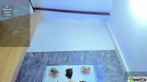 Sophie Sweet online show from 04.04.26