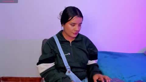 Snapshot of sophie_t_ chatting on 01.16.26 Sofia online show from 01.16.26