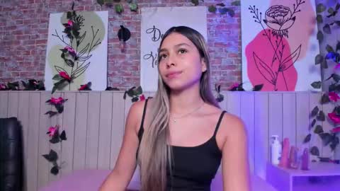 Sophie online show from 03.13.26