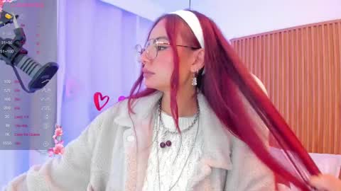   Sophie  IG sophiecherry es   online show from 02.18.25