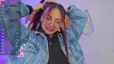   Sophie  IG sophiecherry es   online show from 03.06.25