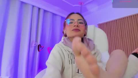   Sophie  IG sophiecherry es   online show from 03.07.25