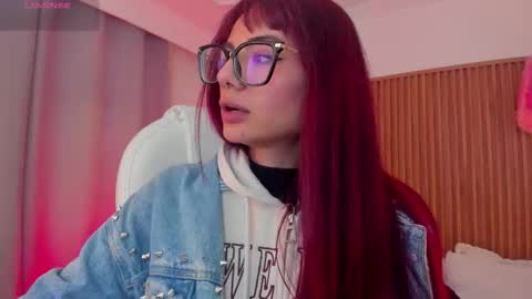   Sophie  IG sophiecherry es   online show from 11.04.25