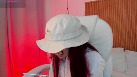   Sophie  IG sophiecherry es   online show from 11.12.25