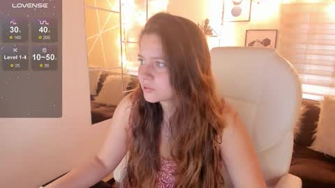 Snapshot of sophiee09_ chatting on 12.01.25 Sophie online show from 12.01.25