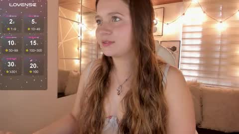 Snapshot of sophiee09_ chatting on 01.06.26 Sophie online show from 01.06.26