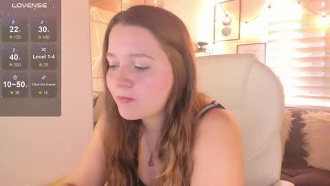 Snapshot of sophiee09_ chatting on 02.10.26 Sophie online show from 02.10.26