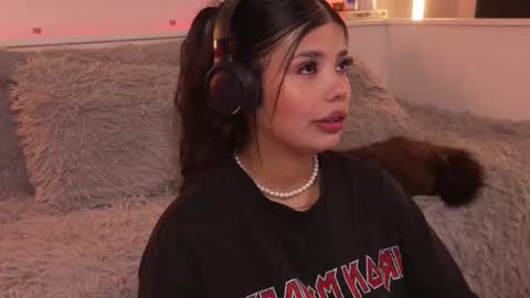 Snapshot of sophiee_art chatting on 01.09.26 Sophiee online show from 01.09.26