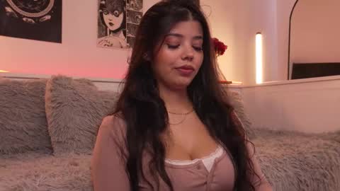 Snapshot of sophiee_art chatting on 01.16.26 Sophiee online show from 01.16.26