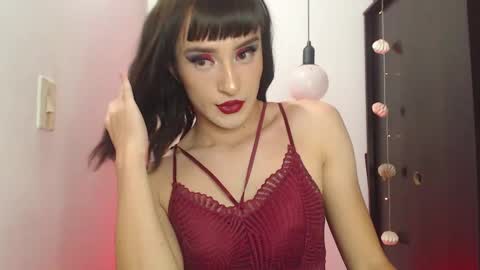 Snapshot of sophiee_s chatting on 01.23.25 Sophie online show from 01.23.25