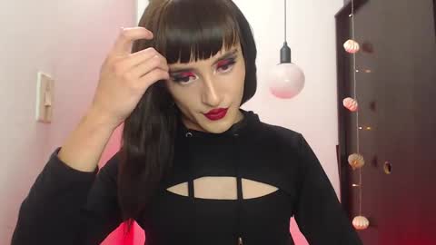 Snapshot of sophiee_s chatting on 02.02.25 Sophie online show from 02.02.25