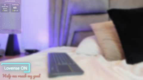 Sophie  online show from 02.14.25