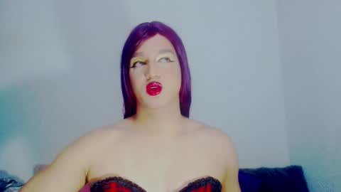 sophiehillsxo online show from 02.24.26