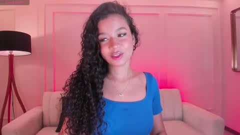 Snapshot of sophiehouston_ chatting on 09.11.25 Sophie Houston online show from 09.11.25