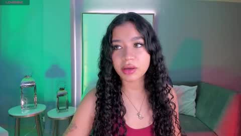 Snapshot of sophiehouston_ chatting on 10.14.25 Sophie Houston online show from 10.14.25