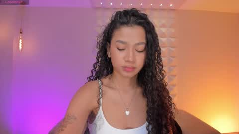 Snapshot of sophiehouston_ chatting on 10.26.25 Sophie Houston online show from 10.26.25