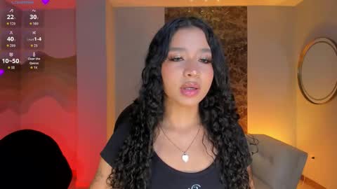 Snapshot of sophiehouston_ chatting on 11.25.25 Sophie Houston online show from 11.25.25