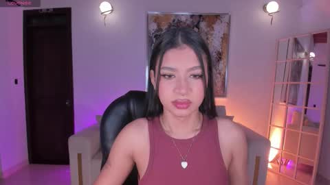 Snapshot of sophiehouston_ chatting on 01.09.26 Sophie Houston online show from 01.09.26