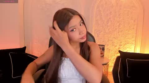 Snapshot of sophiehouston_ chatting on 07.17.26 Sophie Houston online show from 07.17.26