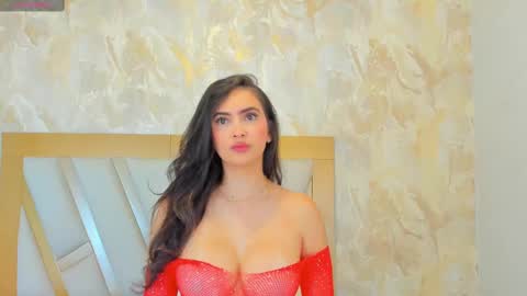 Sophie online show from 11.04.25