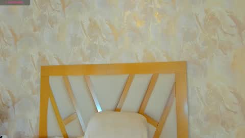 Sophie online show from 12.18.25