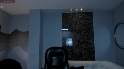 Sophie online show from 12.20.25